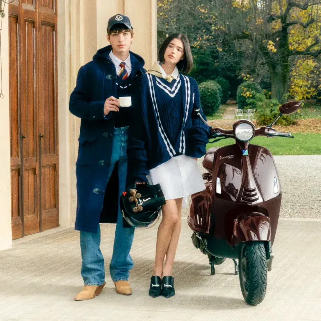 Vespa 946 Horse: Çin Zodyak'ının At Yılına Özel Sınırlı Sayıda Üretilen Scooter Modeli Tanıtıldı