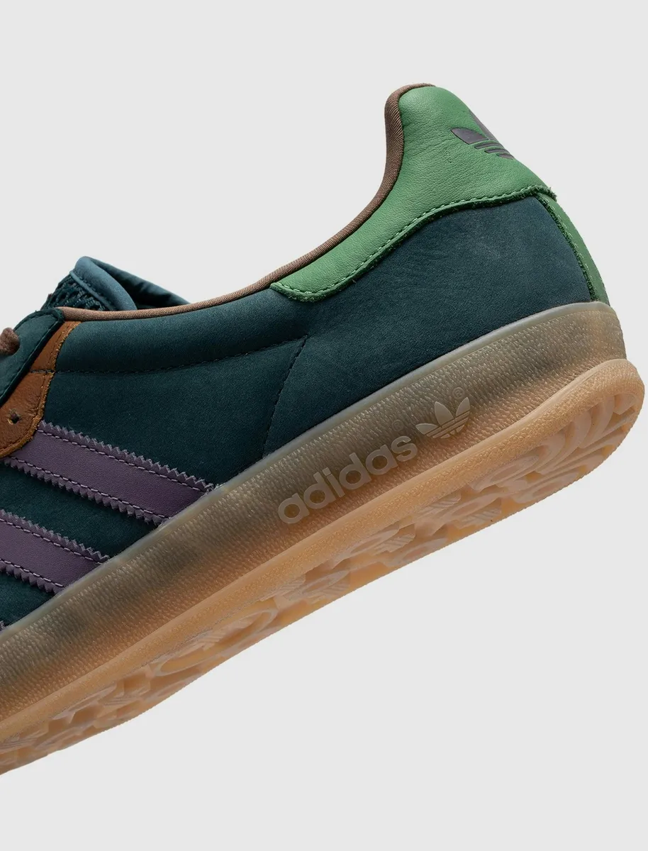 The Whitaker Group ve adidas'tan Şık ve Zarif Sneaker Koleksiyonu: Gazelle Modeli Öne Çıkıyor