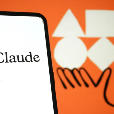 استغل قوة نماذج اللغة المتقدمة: دليلك الأمثل لصياغة الأوامر الفعالة مع Claude