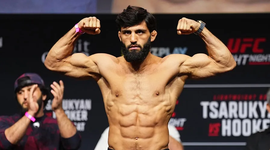 UFC Yıldızı Arman Tsarukyan'dan Güreş Sonrası Büyük Kavga: Seyirciyi Şaşkına Çeviren Anlar
