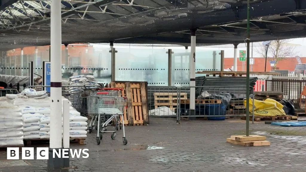 Skegness Tren İstasyonu Yenilemesi: Gecikmeler ve Eleştiriler Turizmi Nasıl Etkiliyor?
