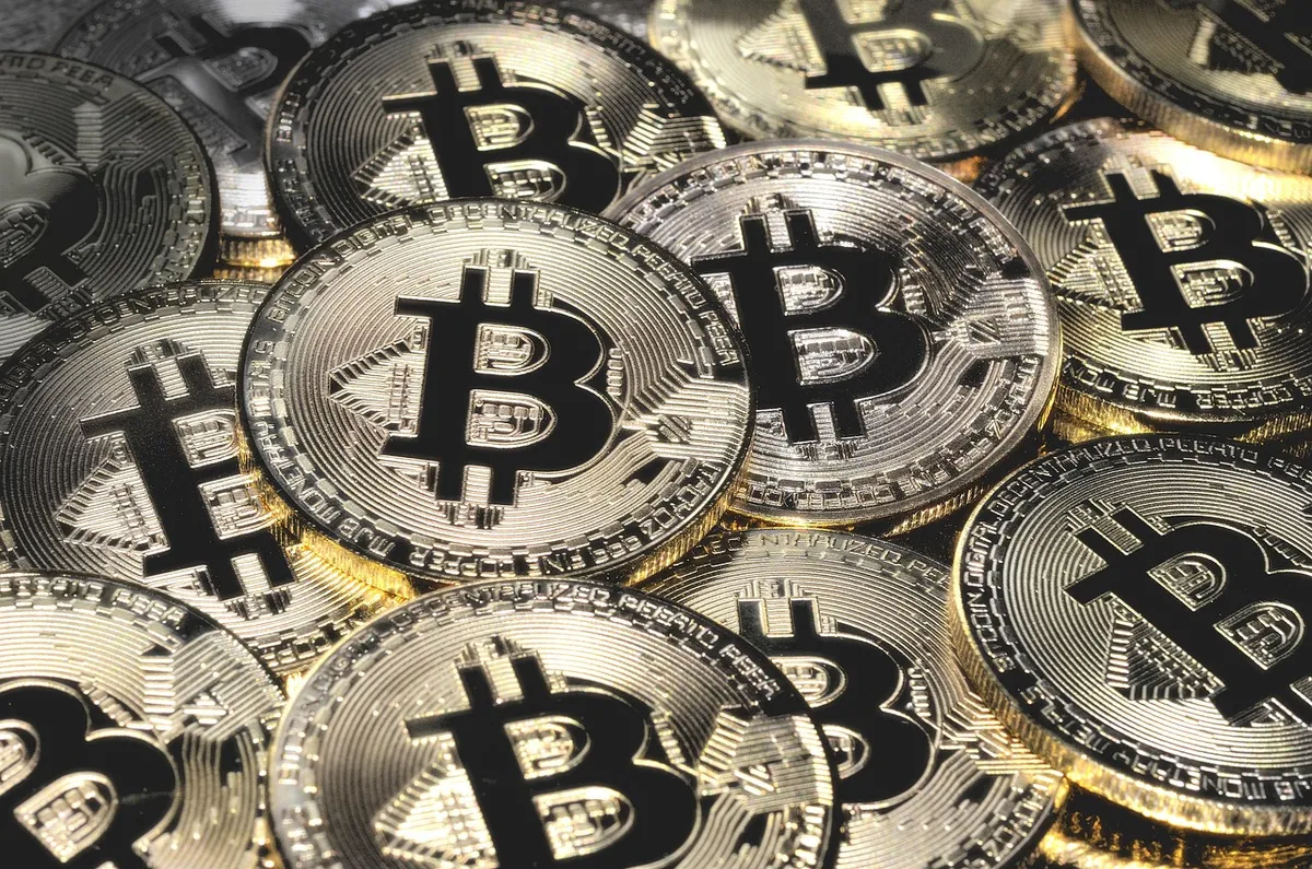 Bitcoin'in Dibe Vurma Zamanlaması: Geçmiş Döngülerden Dersler ve Mevcut Piyasa Analizi
