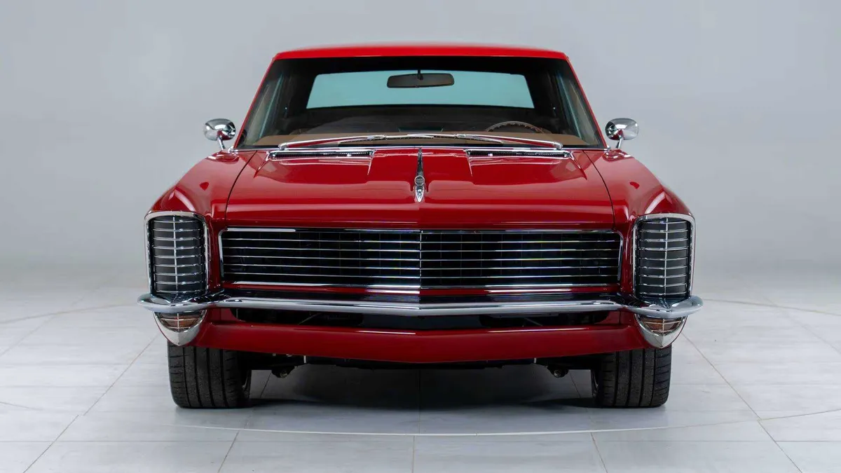 1.25 Milyon Dolarlık Restomod: 1965 Buick Riviera Yeniden Doğdu