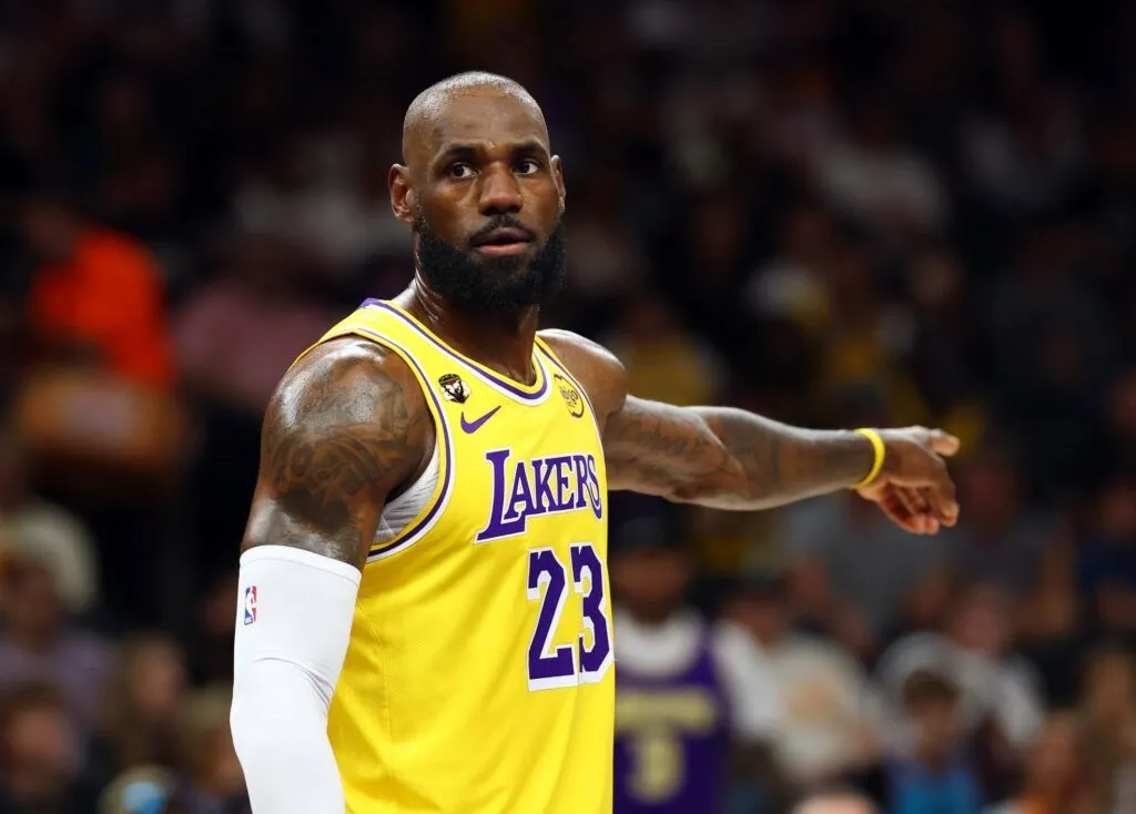 Los Angeles Lakers Efsanesinden Şok Yorum: LeBron James Dönemi Kapanmalı!