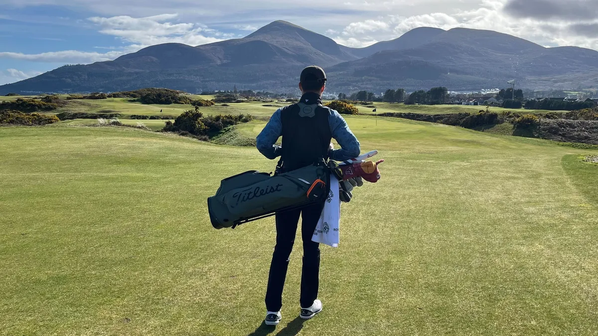Titleist Players S4 StaDry 2026 Golf Çantası: Yağmur Altında Bile Üstün Performans