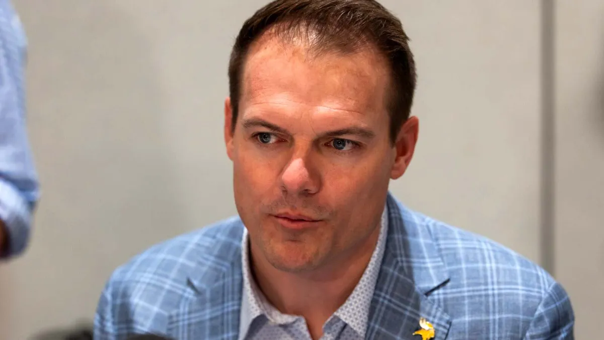 NFL Draft'ta Minnesota Vikings'in Stratejisi: Geriye Çekilme ve Derinlik Kazanma Planı