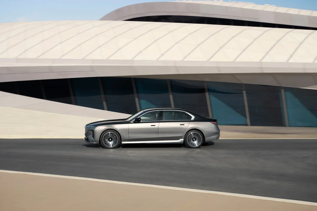 2027 BMW 7 Serisi'nin Yepyeni Tasarımı ve Yenilikleri Göz Kamaştırıyor