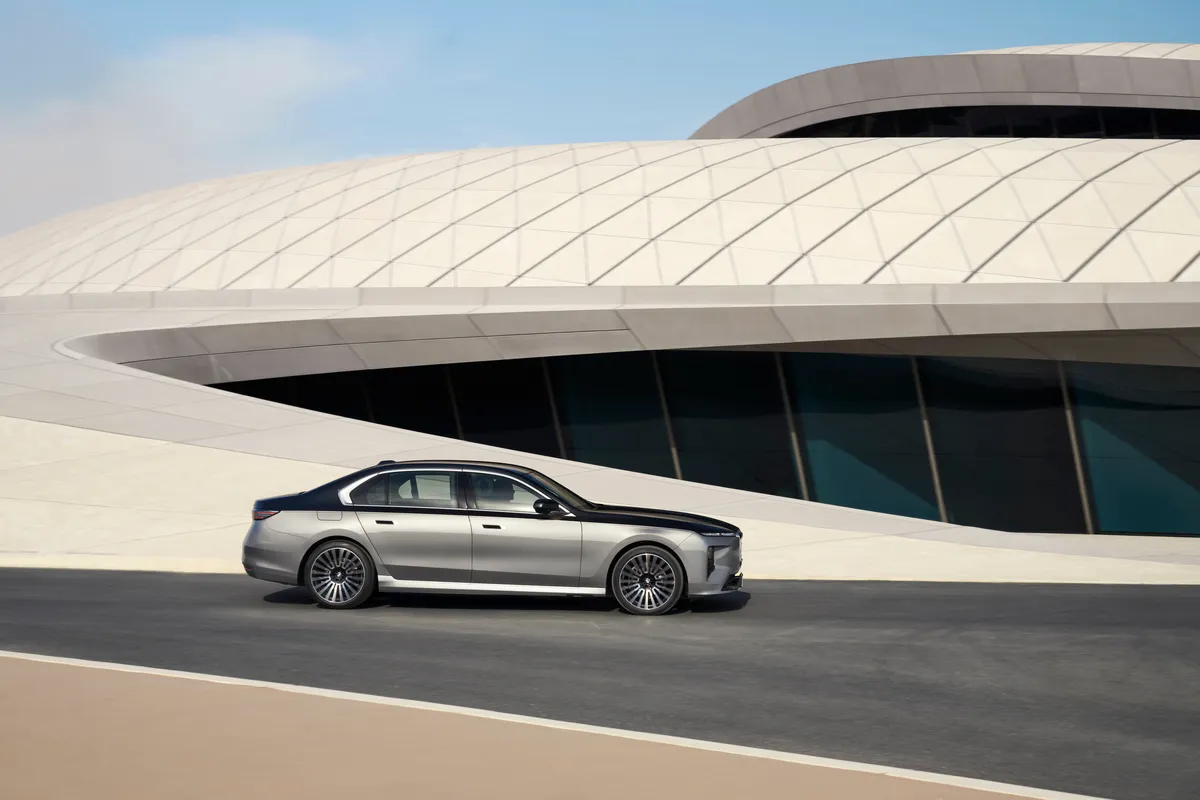 2027 BMW 7 Serisi'nin Yepyeni Tasarımı ve Yenilikleri Göz Kamaştırıyor