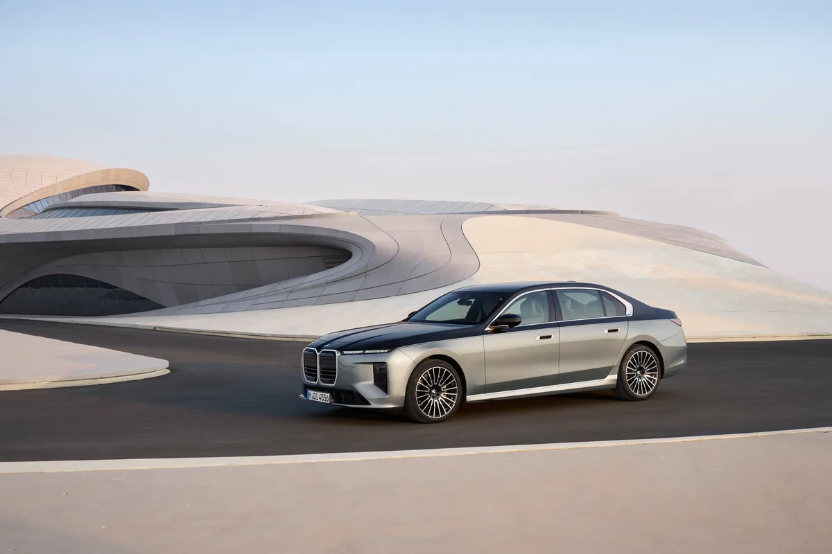 2027 BMW 7 Serisi'nin Yepyeni Tasarımı ve Yenilikleri Göz Kamaştırıyor