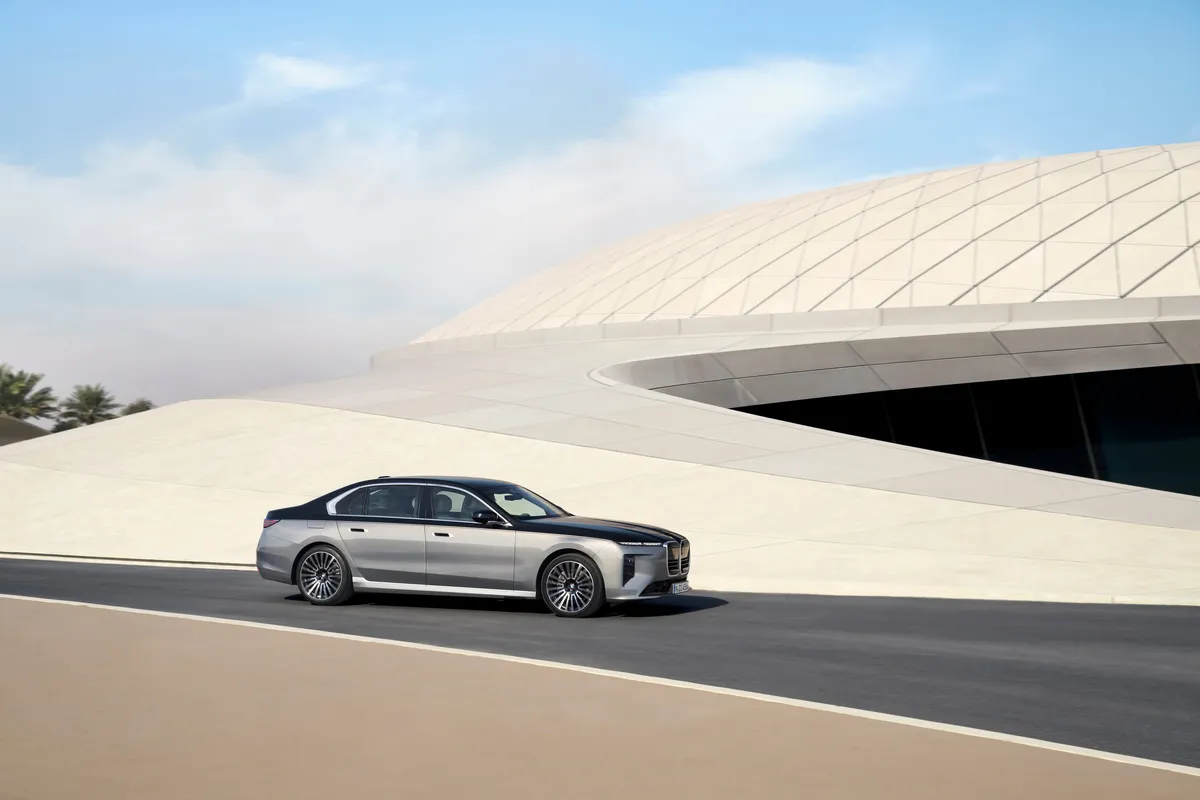 2027 BMW 7 Serisi'nin Yepyeni Tasarımı ve Yenilikleri Göz Kamaştırıyor