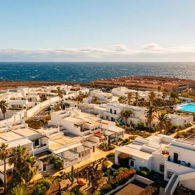 صندوق iShares MSCI Spain ETF يواجه تحديات السياحة الصيفية وسط ارتفاع تكاليف الوقود وضعف معنويات المستهلكين