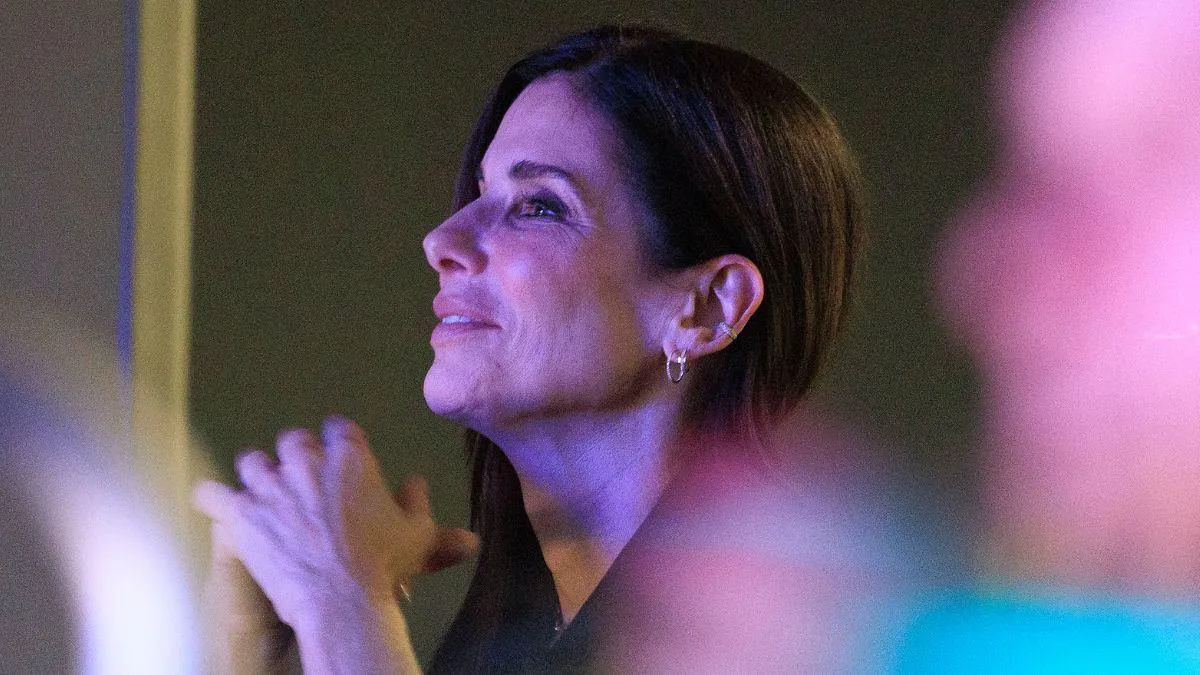 Sandra Bullock'un Sosyal Medya Adımı Endişe Yarattı: Geri Dönüşü Dijital Dünyanın Zorluklarına Hazır mı?