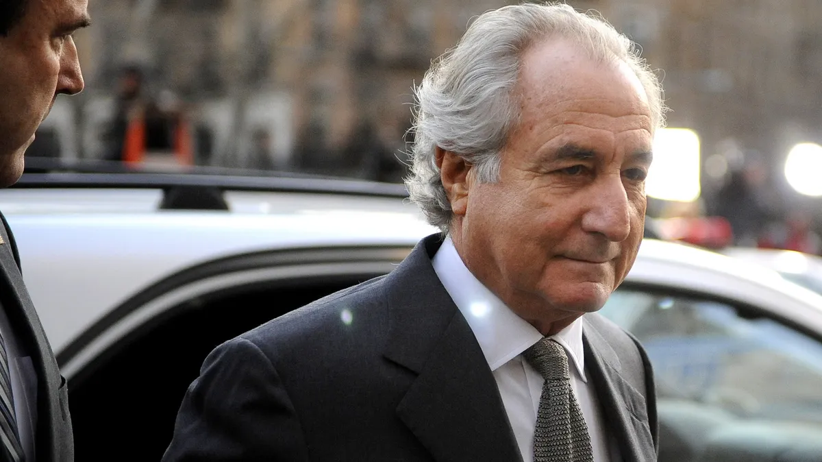 Bernie Madoff'un Ponzi Skandalı, Köklü Bir Amerikan Otomotiv Markasını Nasıl Batırdı?