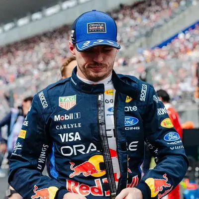 Riccardo Patrese Speculates Max Verstappen Could Follow Gianpiero Lambiase Out of Red Bull