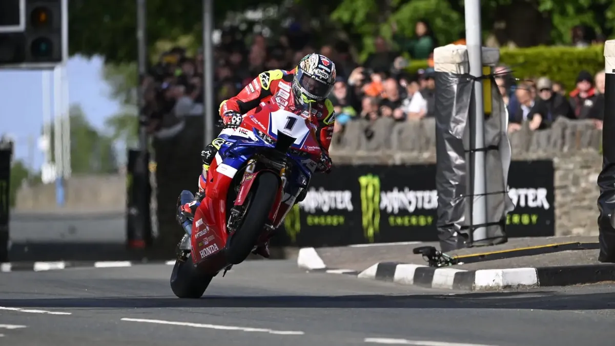 John McGuinness Isle of Man TT Kariyerinin 30. Yılında: Tecrübe ve Tutkunun Birleşimi