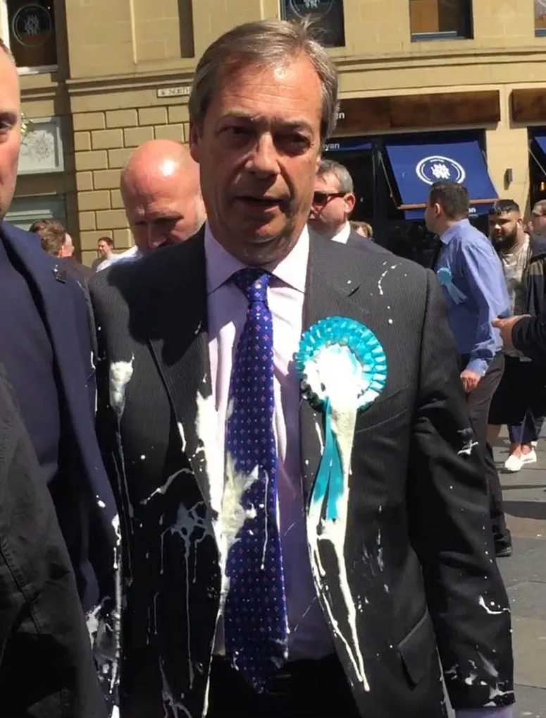 Nigel Farage'ın Güvenliği İçin Aldığı 5 Milyon Poundluk Bağış Tartışma Yarattı