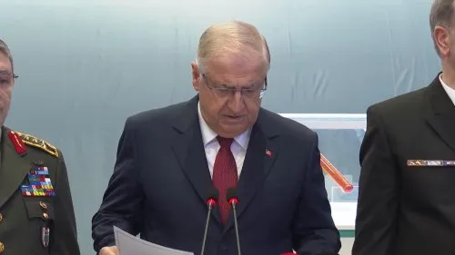 Çin'de Dikey Çilek Yetiştiriciliği Teknolojisi Tatlı Başarı Getiriyor