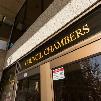Kelowna Explores Diversifying Tourism Booking Levies Beyond Affordable Housing