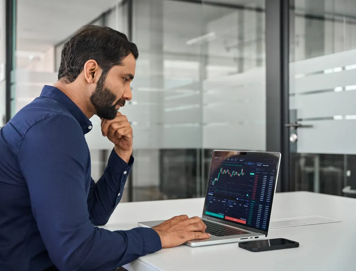 تحلیل پیش‌بینی قیمت XRP: مسیر بالقوه تا سال ۲۰۳۱