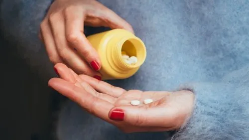 Yaygın Bir Vitaminin Kanserle Karmaşık İlişkisi: Uzmanlar Açıklıyor