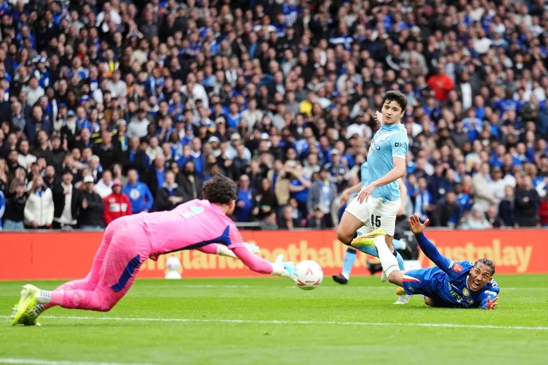 Chelsea'nin Yeni Dönemi: Umutsuzluk ve Belirsizlik Sürerken Taraftarlar Tepkili