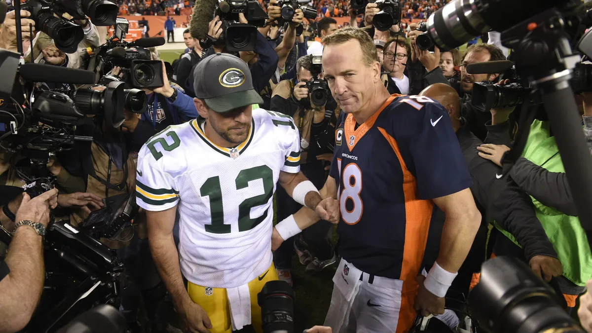 آرون رودجرز: مسيرة أسطورية في NFL وتحديات الأرقام القياسية