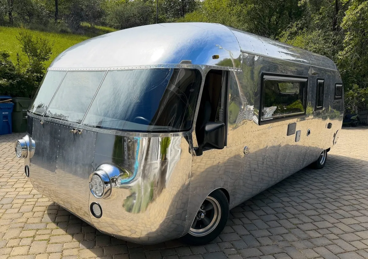 1966 Ultra Van: An Aircraft Designer's Vision in RV Innovation