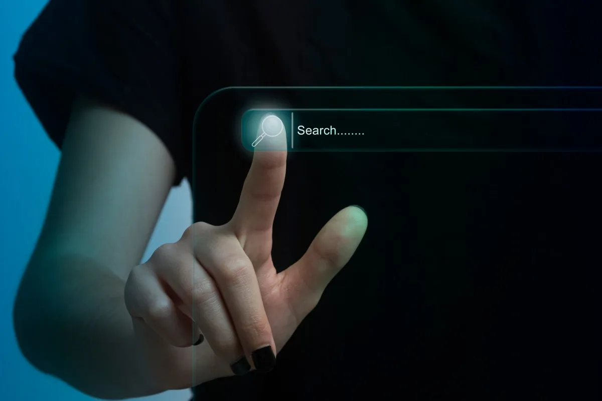 Google Search Overhaul: Embracing AI Sparks User Concerns and Search Engine Alternatives