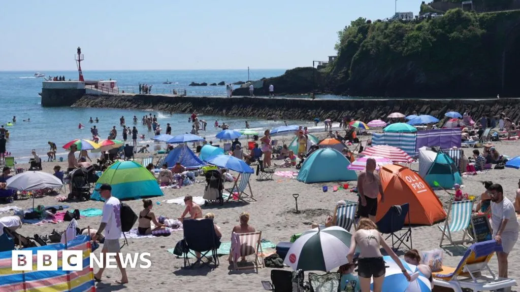 Güneybatı İngiltere Turizmine Banka Tatili Güneşi ve Sıcak Hava Dalgası Büyük Can Suyu Oldu
