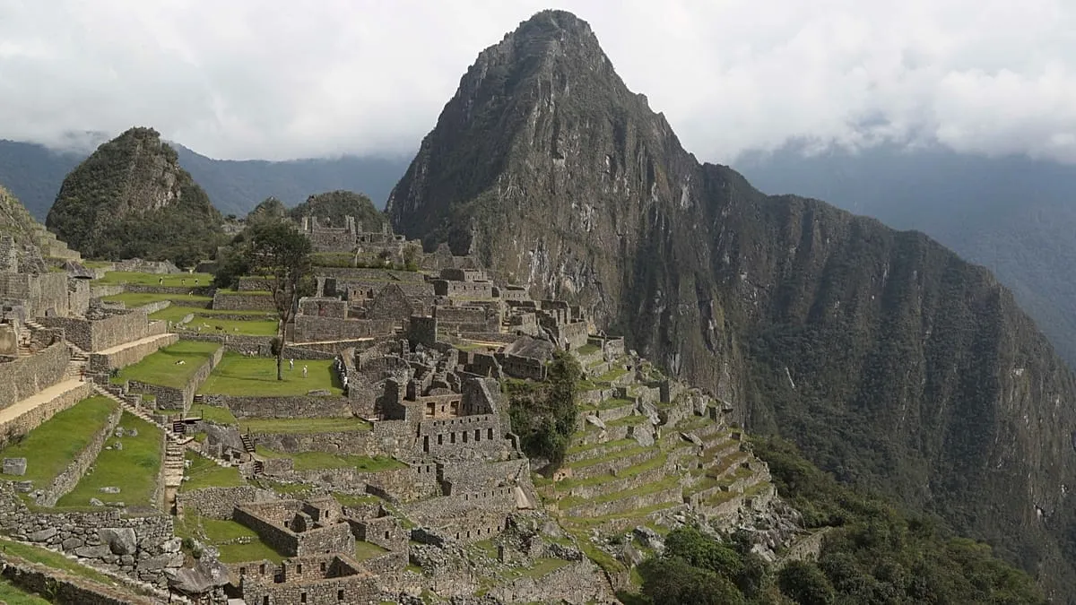 Machu Picchu Faces Overtourism Crisis: Global Foundation Offers Solutions