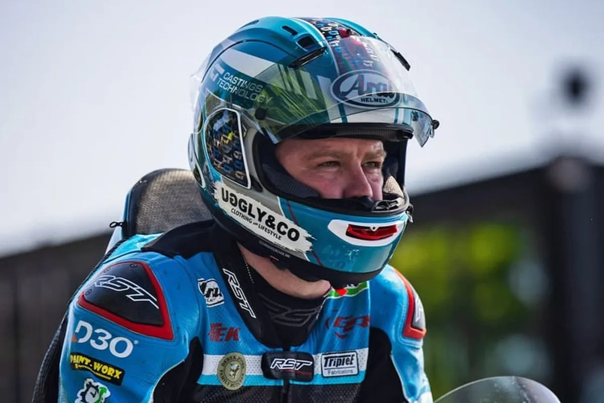 وفاة دراج بريطاني بحادث مأساوي خلال تصفيات سباق Isle of Man TT