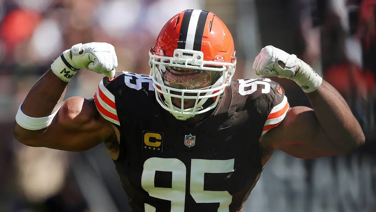 NFL'de Yıldız Kayması: Garrett ve Brown Takaslarıyla Tansiyon Yükseldi