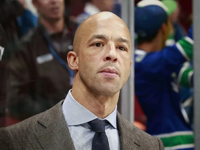 Vancouver Canucks'ta Yeni Dönem: Manny Malhotra Başantrenör Oldu