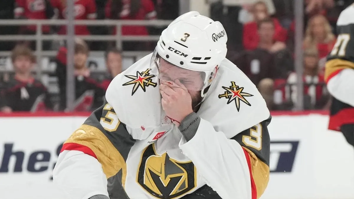 Brayden McNabb'ın Yüzüne Gelen Puck Sonrası Durumu: Vegas Golden Knights'a Dönüyor