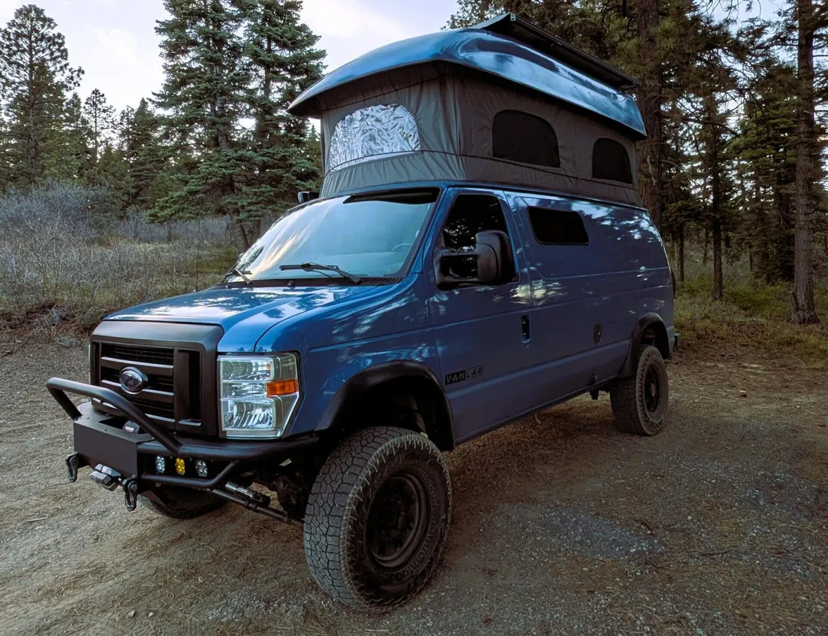 Efsanevi Ford E-Serisi: Vanlife ve Off-Road Dünyasının Yeniden Doğuşu