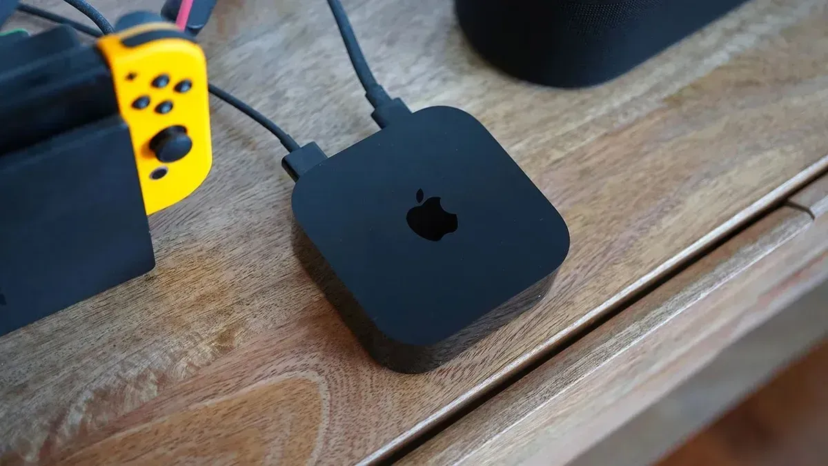 Apple TV'ye Sessizce Gelen Yüksek Çözünürlüklü Ses Yükseltmesi: tvOS 27 ile Yeni Dönem