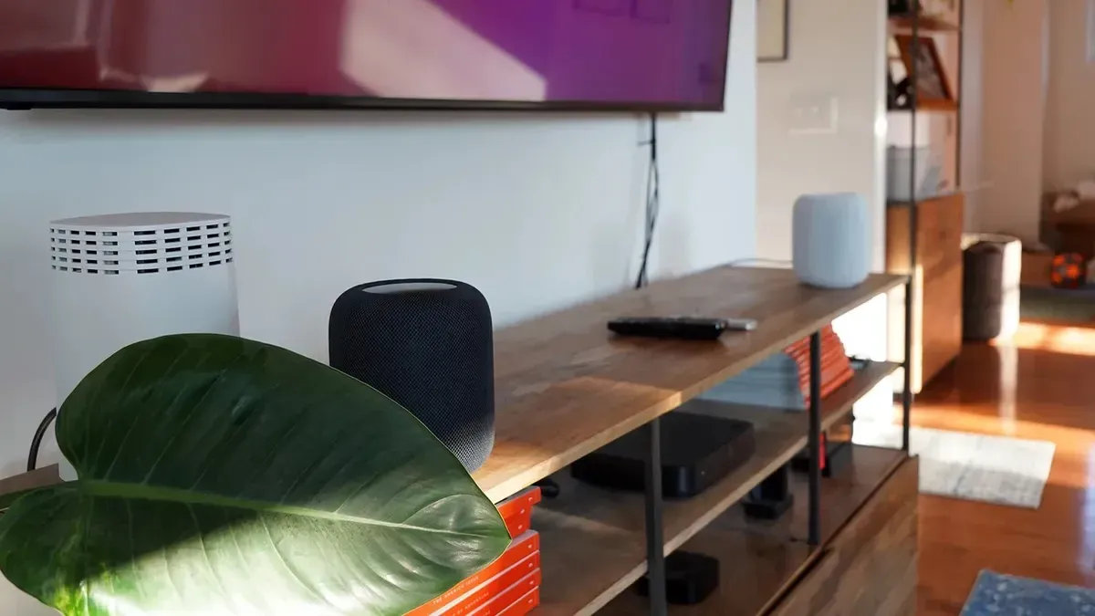 Apple TV'ye Sessizce Gelen Yüksek Çözünürlüklü Ses Yükseltmesi: tvOS 27 ile Yeni Dönem
