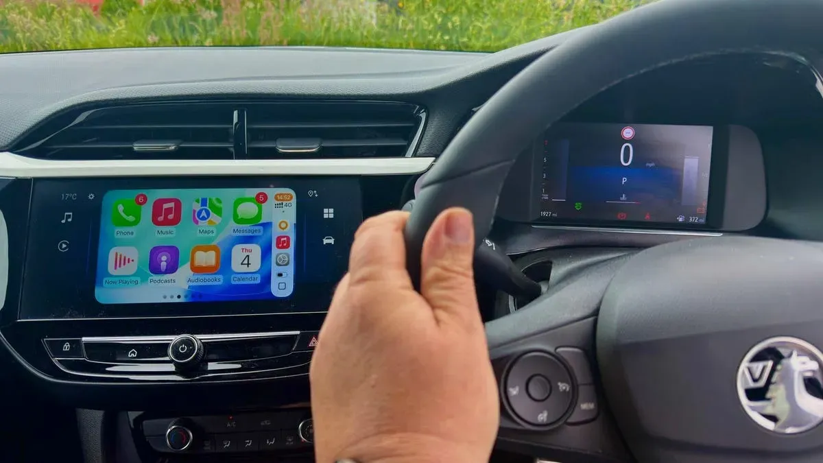 CarPlay ile Sürüş Deneyiminizi Dönüştürün: Uzmanların En Çok Tercih Ettiği Uygulamalar