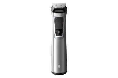 Karşılaştırma Braun 7899Cc {request()->input('language_config')['common']['with']} Philips Mg773515