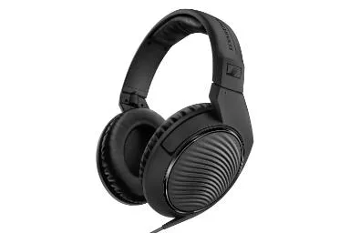 Karşılaştırma Hyperx Cloud Alpha {request()->input('language_config')['common']['with']} Sennheiser Hd 200 Pro
