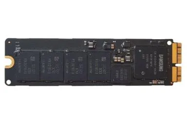 Karşılaştırma Samsung Mz Jpu512Ta06 256Gb {request()->input('language_config')['common']['with']} Seagate Firecuda 530 Heatsink 1Tb
