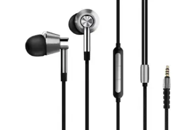 1More Triple Driver In Ear Headphones