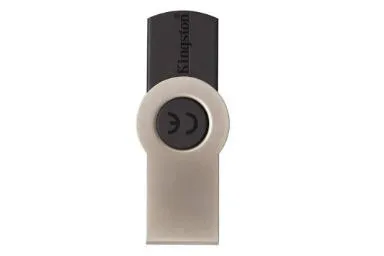 Karşılaştırma Adata Durable S107 64Gb {request()->input('language_config')['common']['with']} Kingston Dt101 G3 64Gb