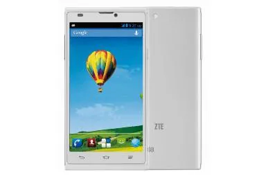 Karşılaştırma Panasonic P77 {request()->input('language_config')['common']['with']} Zte Blade L2