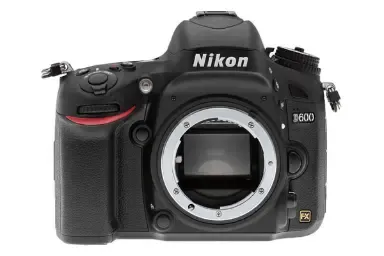 Nikon D600