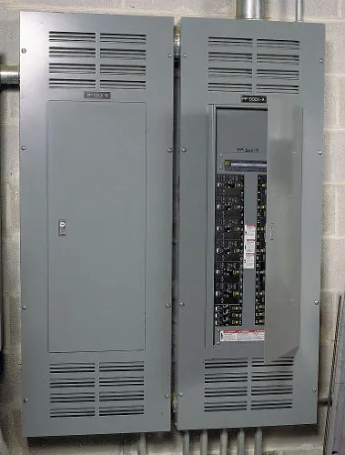 Resim Schneider Electric NF442L2C 400V 4P 250A Yük Kesici Anahtar