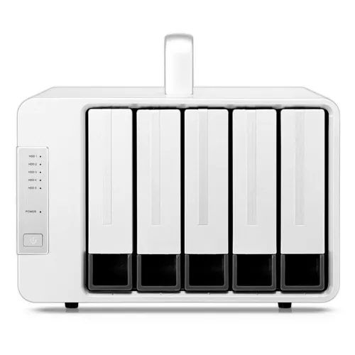 Resim TerraMaster D5 Thunderbolt 3 5 Yuvalı RAID Depolama Birimi