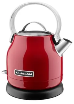 Karşılaştırma KitchenAid KEK1222ER Elektrikli Su Isıtıcısı İle Chefman 1.8L Cam Elektrikli Su Isıtıcı
