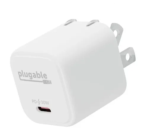 Karşılaştırma Anker 323 Charger A2625 32W İle Plugable PS-30C1W Mobil Şarj Cihazı