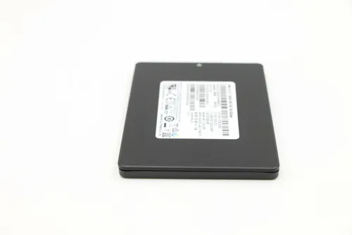 Karşılaştırma  {request()->input('language_config')['common']['with']} Lenovo 00KT015 Dahili SSD
